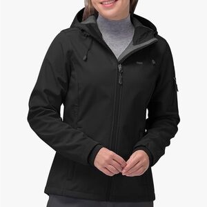 - Women’s free country soft shell jacket size medium black color new tag